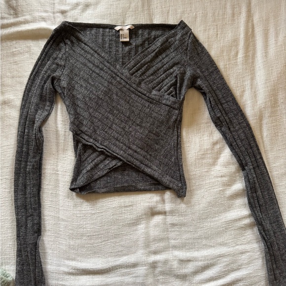 Gray Ribbed Wrap Sweater - Picture 2 of 5